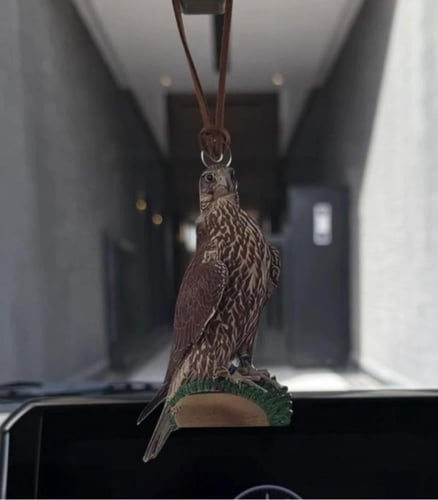 تعليقة اكريلك برسمة حسب الطلب- متجر الرياض