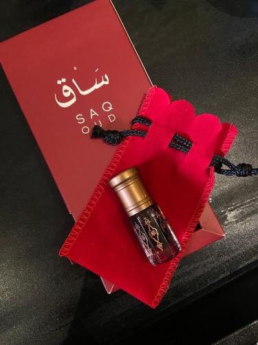 دهن عود تراد