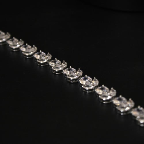 سوارة أنيقة من الزركون اللامع مطليه روديوم