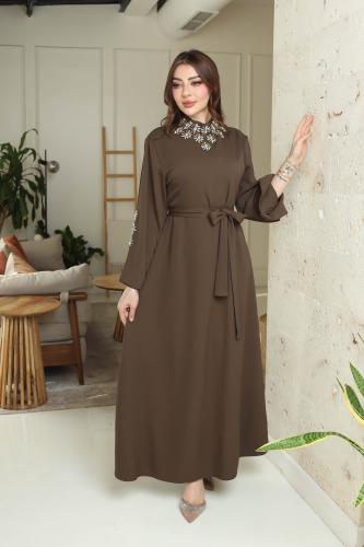 جلابيه بني بتطريز فخم ورباط خصر أنيق