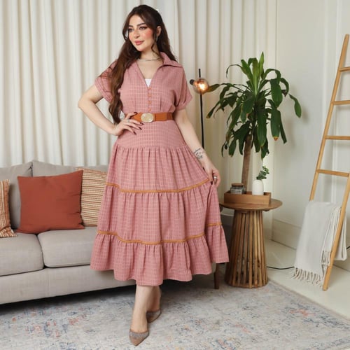 فستان ميدي نص كم بلون وردي