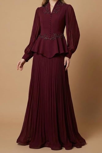 طقم سهرة بيبلوم وبليسيه