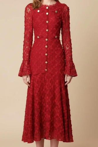 فستان اسود انيق