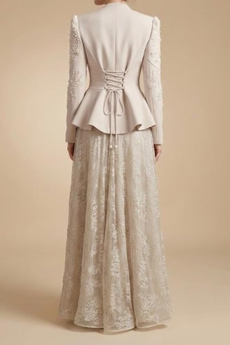 طقم سهرة ببلوم ودانتيل مطرز باللؤلؤ