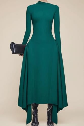 فستان سهرة بأكمام