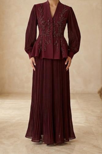 طقم نسائي رسمي