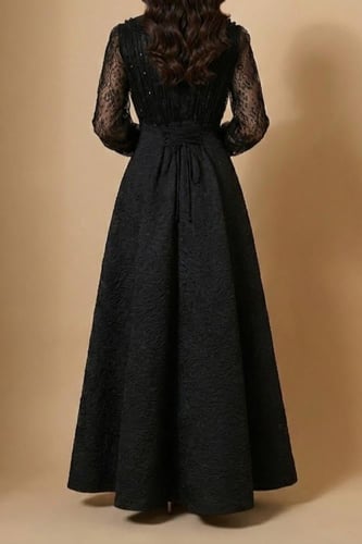 فستان سهرة أسود كلاسيكي