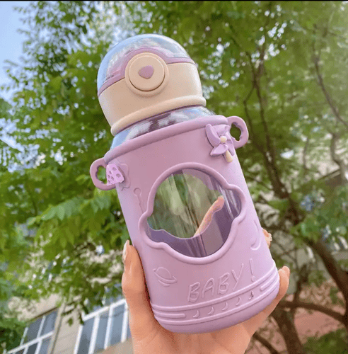 حافظة ماء للاطفال مع هدية ( حافظة موزة)