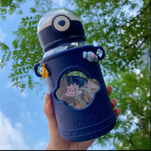 حافظة ماء للاطفال مع هدية ( حافظة موزة)