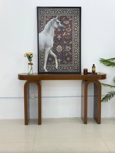 طاولة كونسول انيق