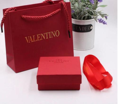 ملحقات فالنتيو اساوره و سلسال طبق الاصل