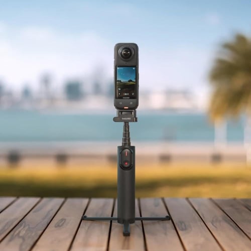 Insta360 X5 360 Action Camera Travel Bundle - Blac...