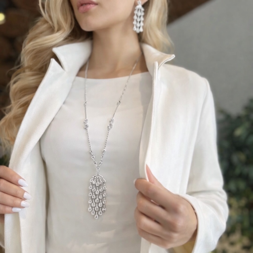 طقم راقي ( سلاسل طويل + حلق ) مغطى بالزريكون