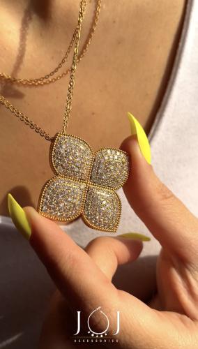 طقم محاكى لماركة روبرتوكوين مطلي بالذهب مكون من سل...