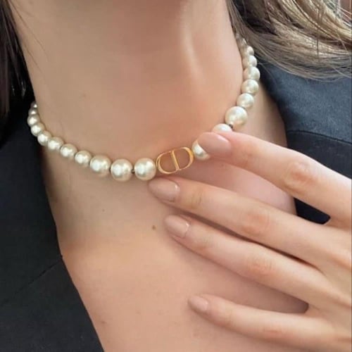 طقم لؤلؤ مكون من سلسال وإسوارة مطلية ذهب