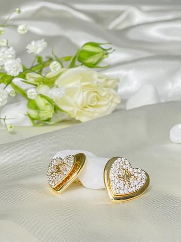 حلق مطلي قلب من الجهتين