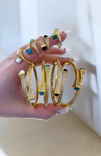 طقم أسوارة + خاتم مستوحى من ماركة مطلية ذهب