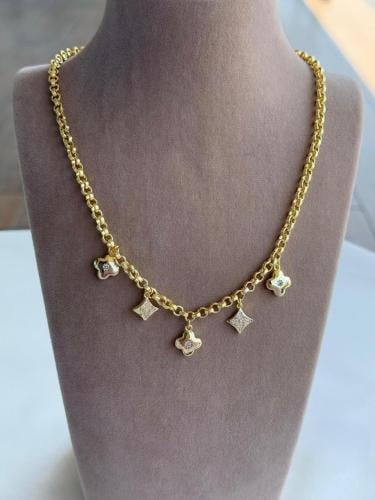 طقم إكسسوارات فاخر مطلي ذهب – مكون من سلسال وأساور...