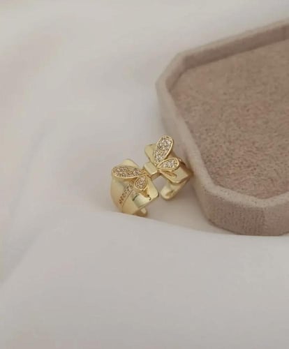 خاتم فراشة مطلي ذهب عيار 14 – تصميم أنيق قابل للتع...