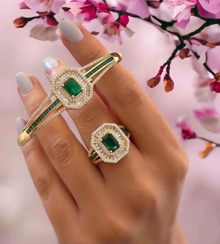 طقم إسوارة مع خاتم دقة الألماس