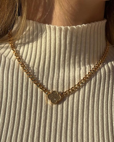 طقم محاكى للذهب مطلي ذهب بجودة عالية ورده صغيره