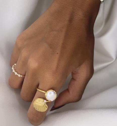 خاتم الصدف مزين لؤلؤ
