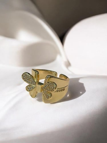 خاتم فراشة مطلي ذهب عيار 14 – تصميم أنيق قابل للتع...