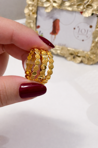 مرامي الشوميه مطليه ذهب .