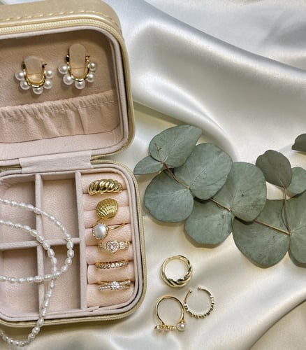 خاتم الصدف مزين لؤلؤ