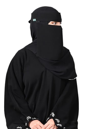 نقاب مطاطين