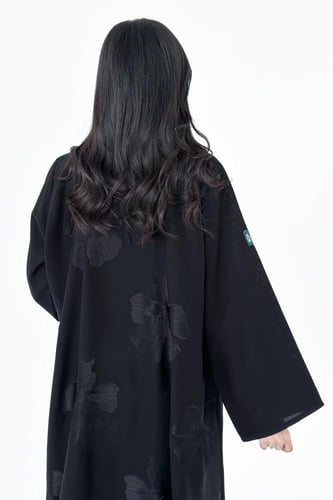 عباية كريب بتطريز اسود