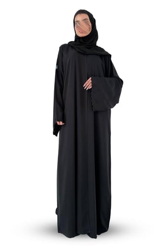 عباية كريب بتطريز يدوي