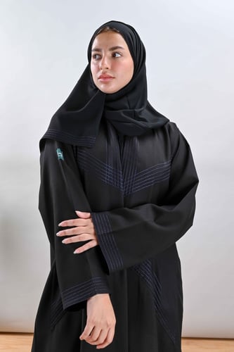 عباية كريب بجيوب وتطريز كحلي