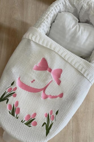 بطانية مواليد مع التطريز