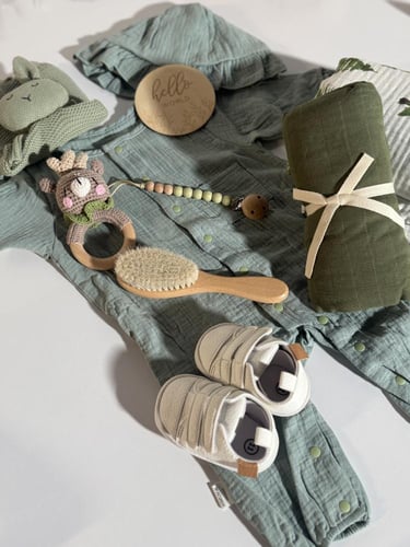 مجموعة هدايا مولود 9 قطع