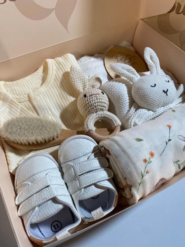 مجموعة هدايا مولود 9 قطع