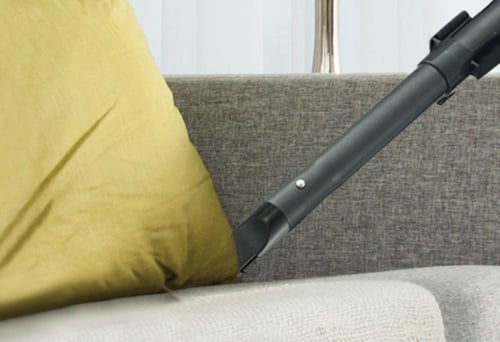 مكنسة برميل هيتاشى 18 لتر 2000 واط فضى CV-945F