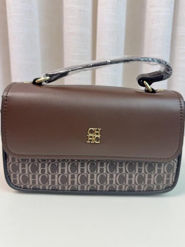 شنطه كارولينا هيريرا مع كامل ملحقاتها