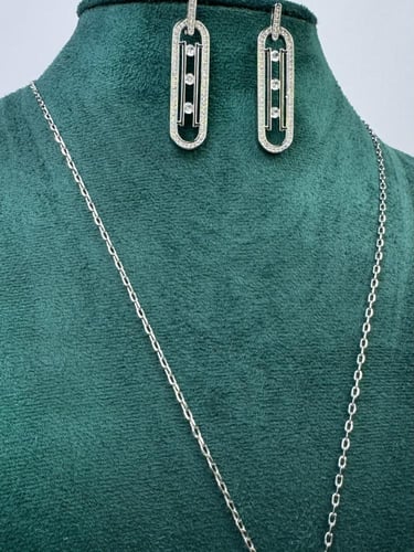 طقم سلسال سبحه مستوحى من ماركة ميسيكا