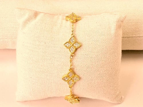 سوار ذهبي فان كليف