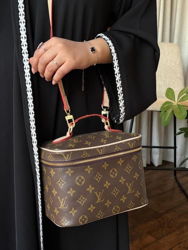 طقم لويس فيتون 3 قطع مع الملحقات