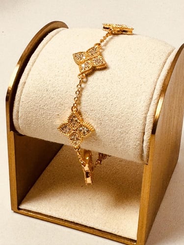 سوار ذهبي فان كليف