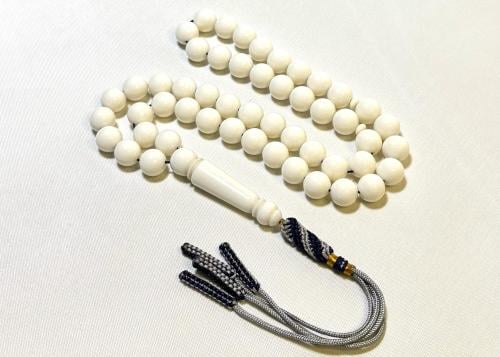 سبحة بكلايت كركوشة ابيض