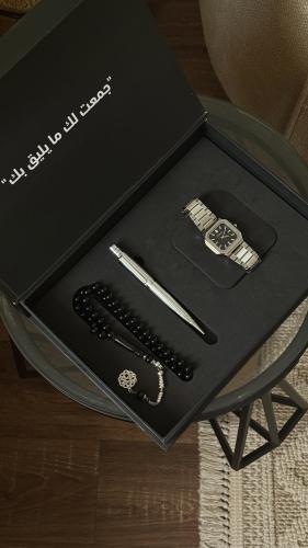 بكج "فاخر" (ملكي)