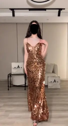 فستان سهرة بخمسه اللوان ترتر لمعه كورسيه | فستان عشق