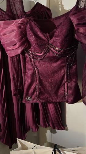Skirt, crinkled silk, broken, blouse, French lace