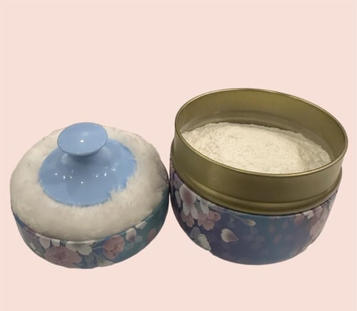 مزيل عرق بالشبه والمسك والبودرة يتميز بعلبة جذابة...