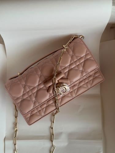 شنطة My Dior