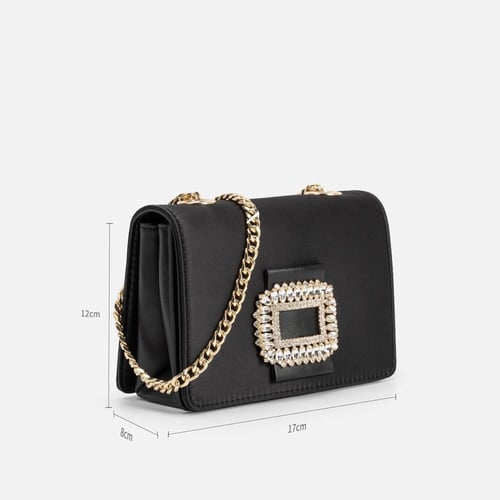 شنطة سهرة بألوان مختلفة