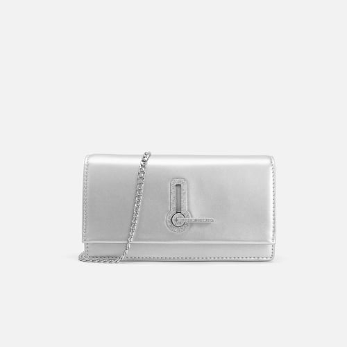 شنطة سهرة بألوان مختلفة